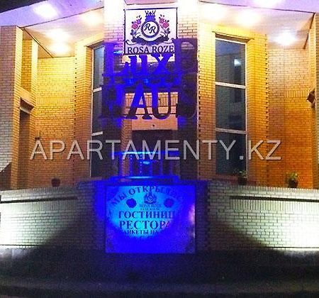 מלון Karagandy Rosa Roze Luxe House מראה חיצוני תמונה